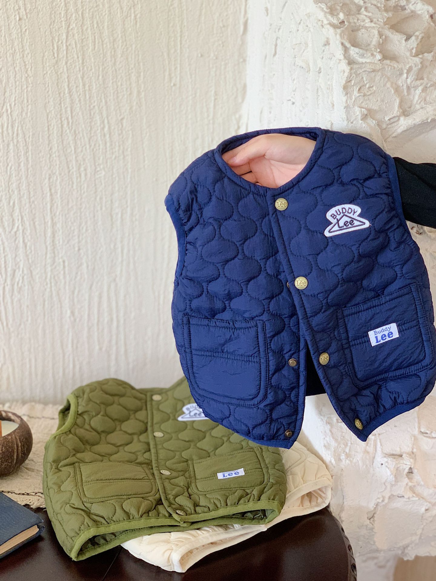 2023 INVIERNO DE LOS NIÑOS abajo algodón chaleco niñas engrosada chaleco japonés niños de invierno abrigo en stock