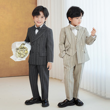 ��ͯ���b�Y��Ӣ����ʿ��ͯ�������b��Сͯ�ܚq�zӰ��������ݳ���