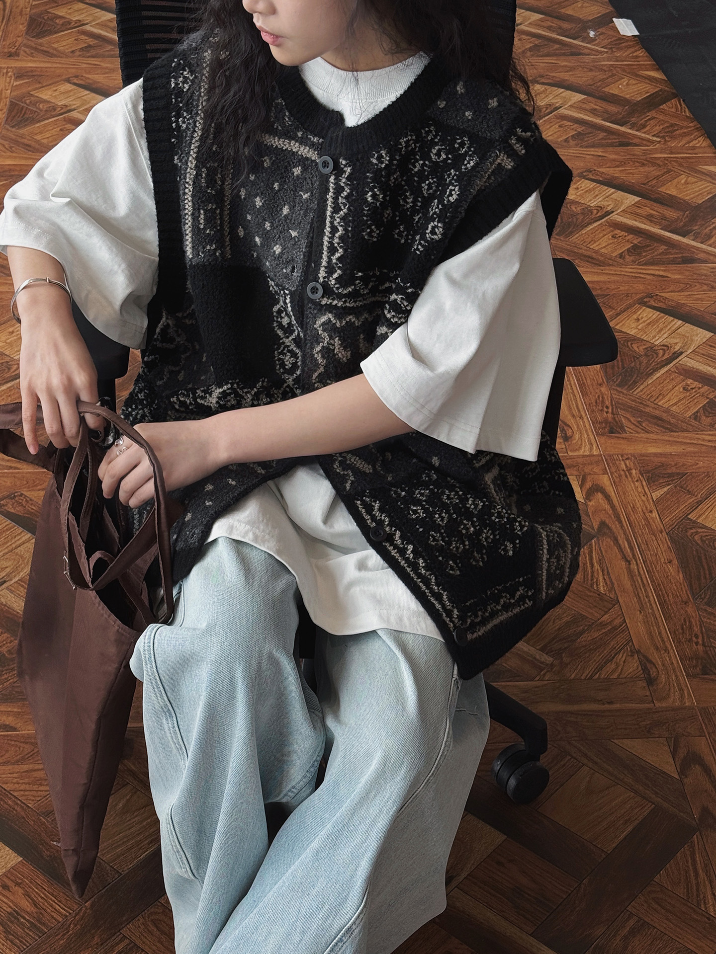 848C3A01-5446-4EDD-BB9E-835201