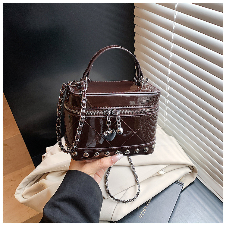 Korean style fashionable handbag for women 2025 summer new style small square bag, simple embroidered thread chain single-shoulder crossbody bag undefined