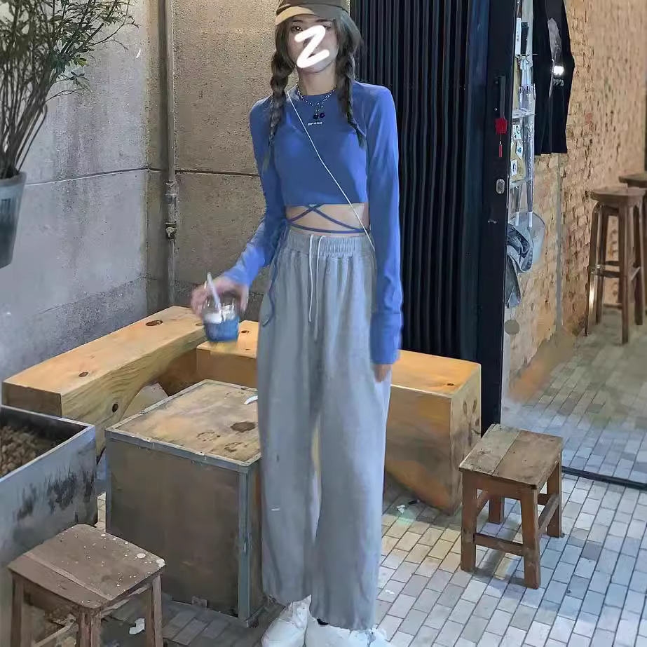 Lace-up chica caliente de manga larga Camiseta de las mujeres de primavera y otoño 2022 nuevo diseño corto Top ins moda ombligo bottoming camisa