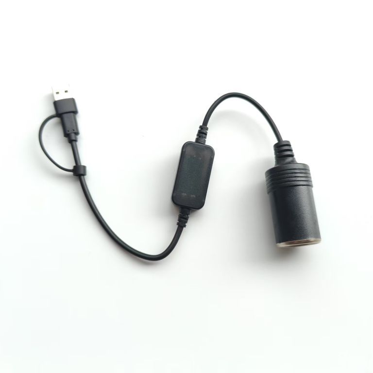 Usbatype-C Port to Car Cigarette Lighter Female Port 5V Boost 12V1A1.5A Car Fan Recorder 18W