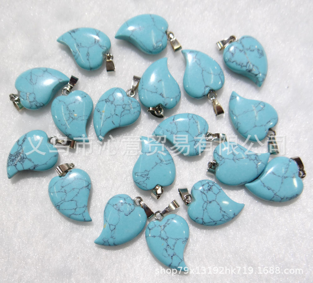 Venta caliente en forma de corazón colgante natural cristal Rosa ágata piedra torcida corazón colgante melocotón corazón collar accesorios Diy