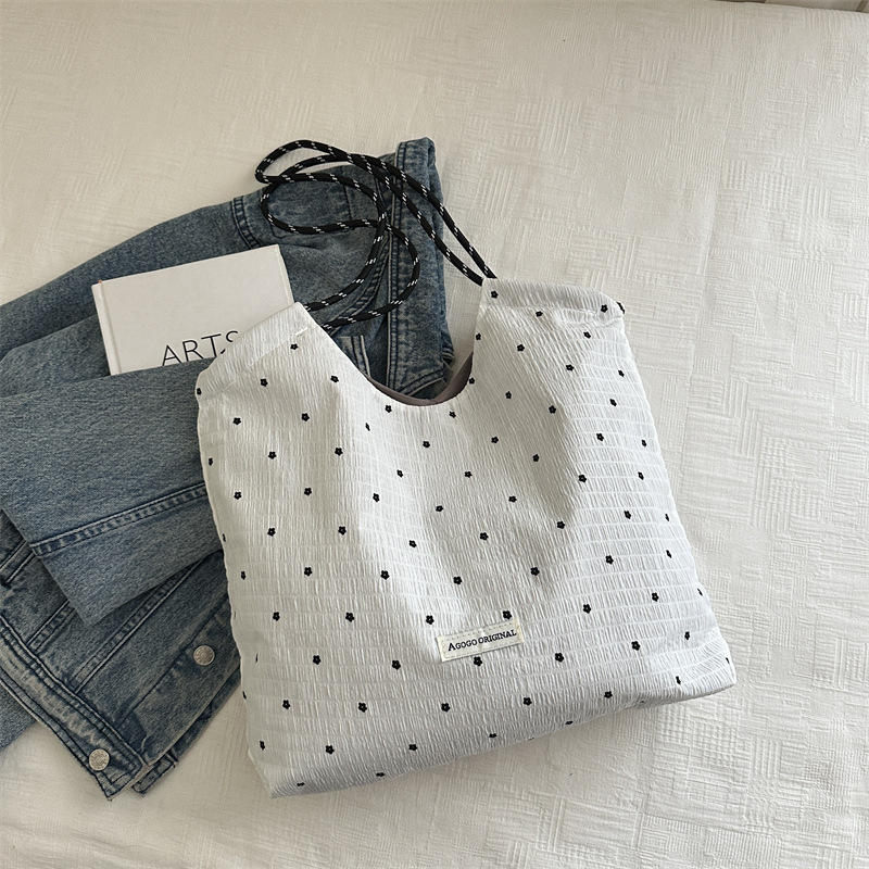 Blanco sin colgantes