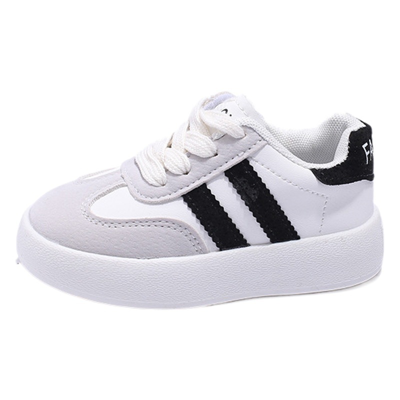 Zapatilla de deporte para niños 2023 otoño nuevo estilo coreano zapatos casuales para niñas zapatos de entrenamiento alemán para niños zapatos pequeños para bebés de fondo suave