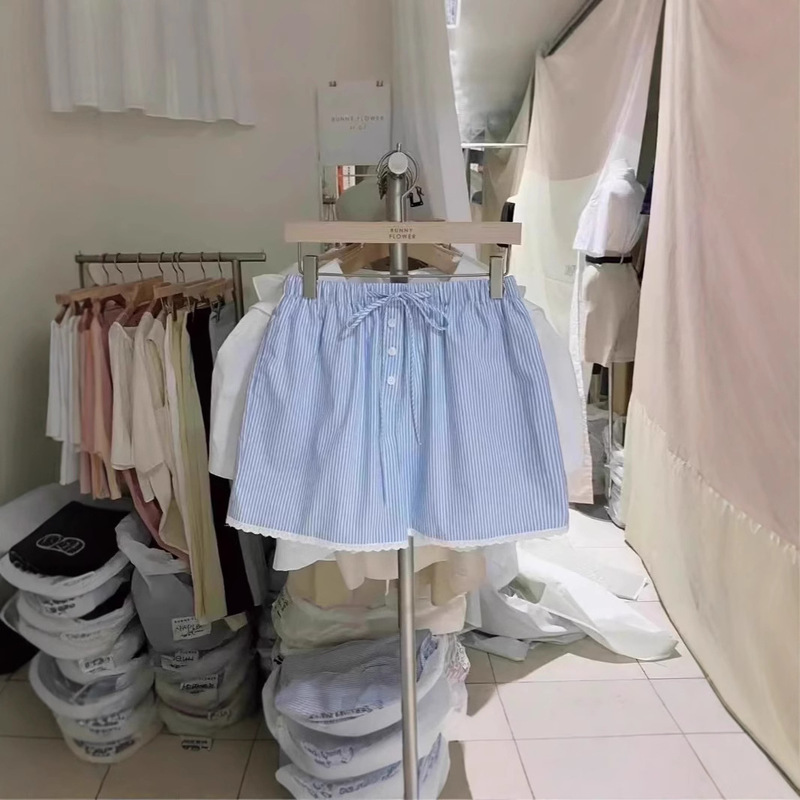 South Korea Dongdaemun Summer Vintage Age-reducing Stitching Lace Lace High Waist All-match Striped Wide-leg Shorts for Women