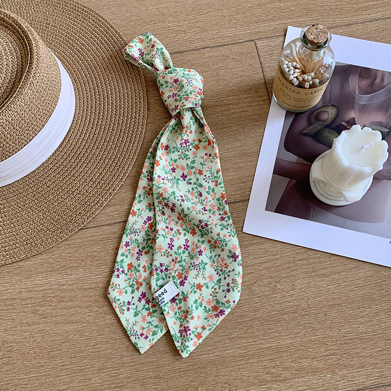 Flores de fondo verde_1