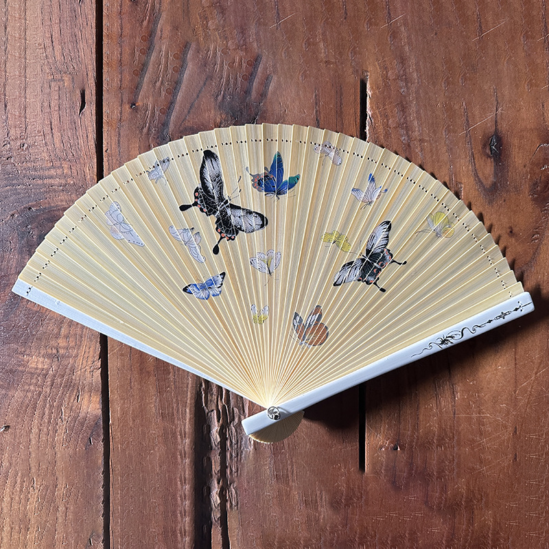 Grúa de estilo chino completo ventilador de bambú talla hueco estilo antiguo ventilador al por mayor han Ropa danza ventilador de mano grúa regalo ventilador