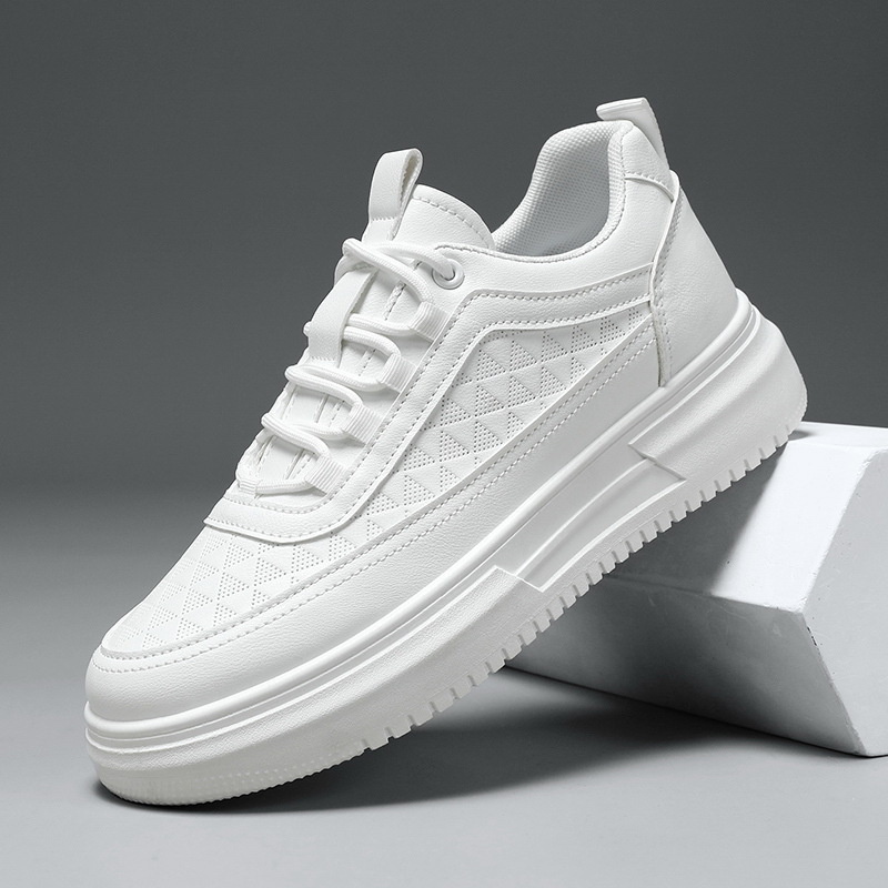 Nuevos zapatos de primavera para hombres, zapatos blancos transpirables, estilo coreano para hombres, zapatos de deporte de plataforma de todo fósforo, zapatos de moda