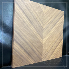 工厂定制天然黑胡桃实木皮V型斜拼护墙板对纹胡桃木皮饰面门墙柜