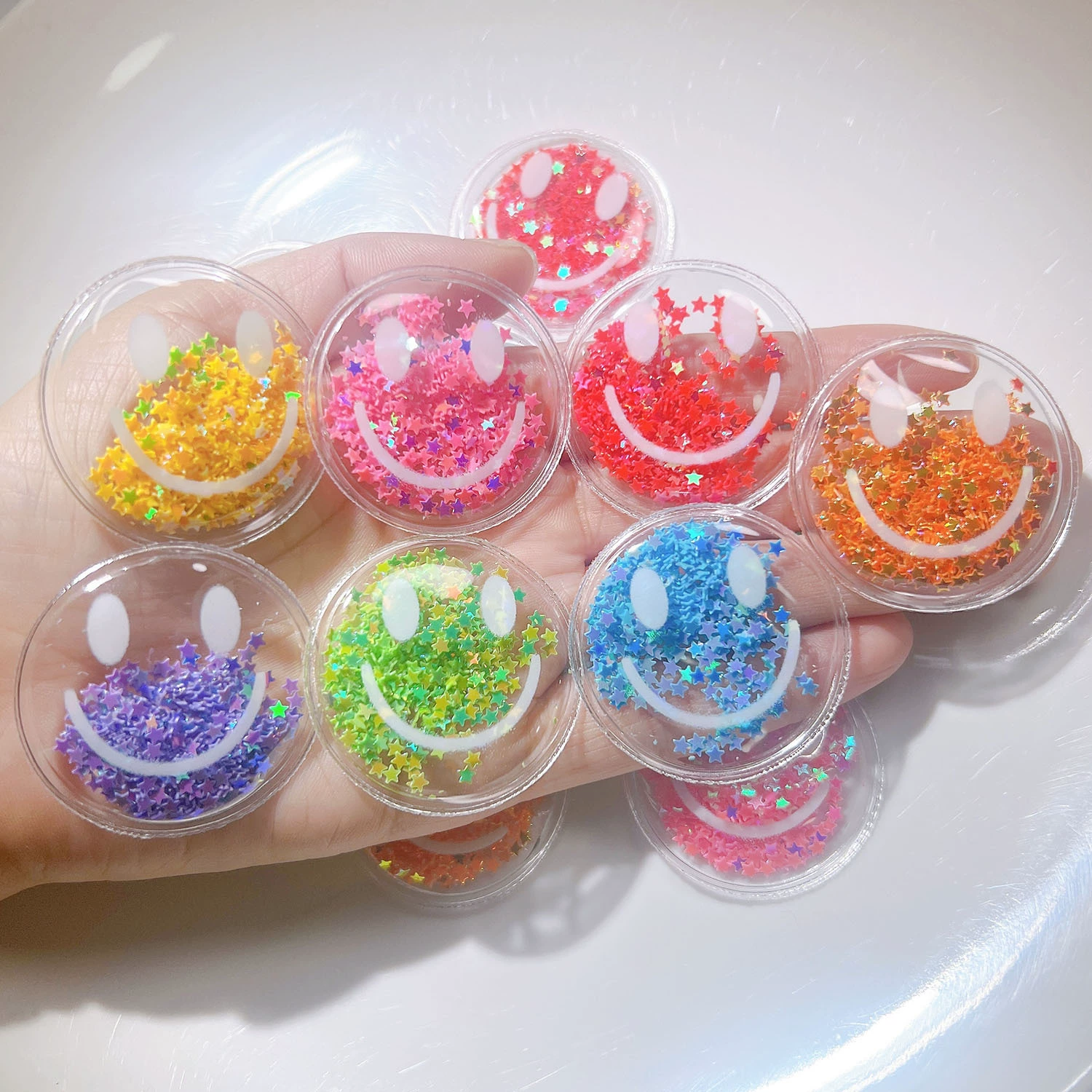 Аксессуары для соломинок DIY Аксессуары для обуви, одежды, сумки, кремовый клей для волос, зажим для волос, застежка для обуви, подложка pvc зыбучий песок блестки смайлик