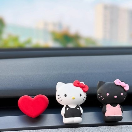 HelloKitty车载香薰可爱黑皮KT汽车出风口扩香石车内饰品摆件女|undefined