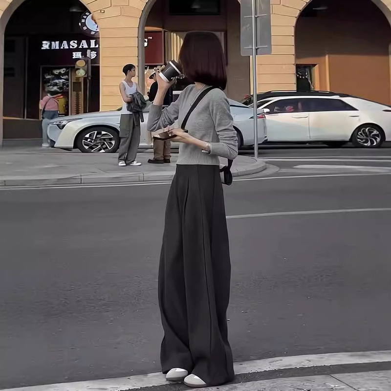 早秋新款圆领100羊毛衫女短款软糯高腰上衣薄款打底羊绒毛衣百搭|undefined