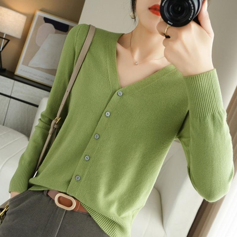 Wholesale 2025 Spring and Autumn New Knitted Sweater V-Neck Cardigan Women's Coat Solid Color Loose Short Outerwear Sweater Spring