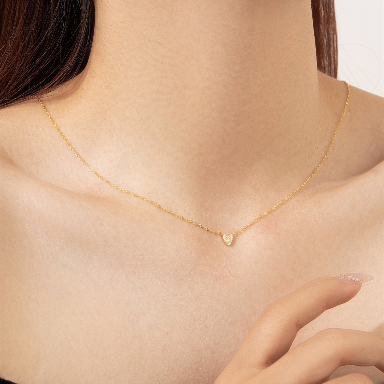 5g Weight 0.05µm-0.08µm Gold Plating Thickness Electroplating Gold Plating Process 18K Real Gold Plated Plating Material 925 Sterling Silver Pendant Material Zircon Inlay Material 925 Sterling Silver Rhinestones Inlay Solid Color Pendant Necklace