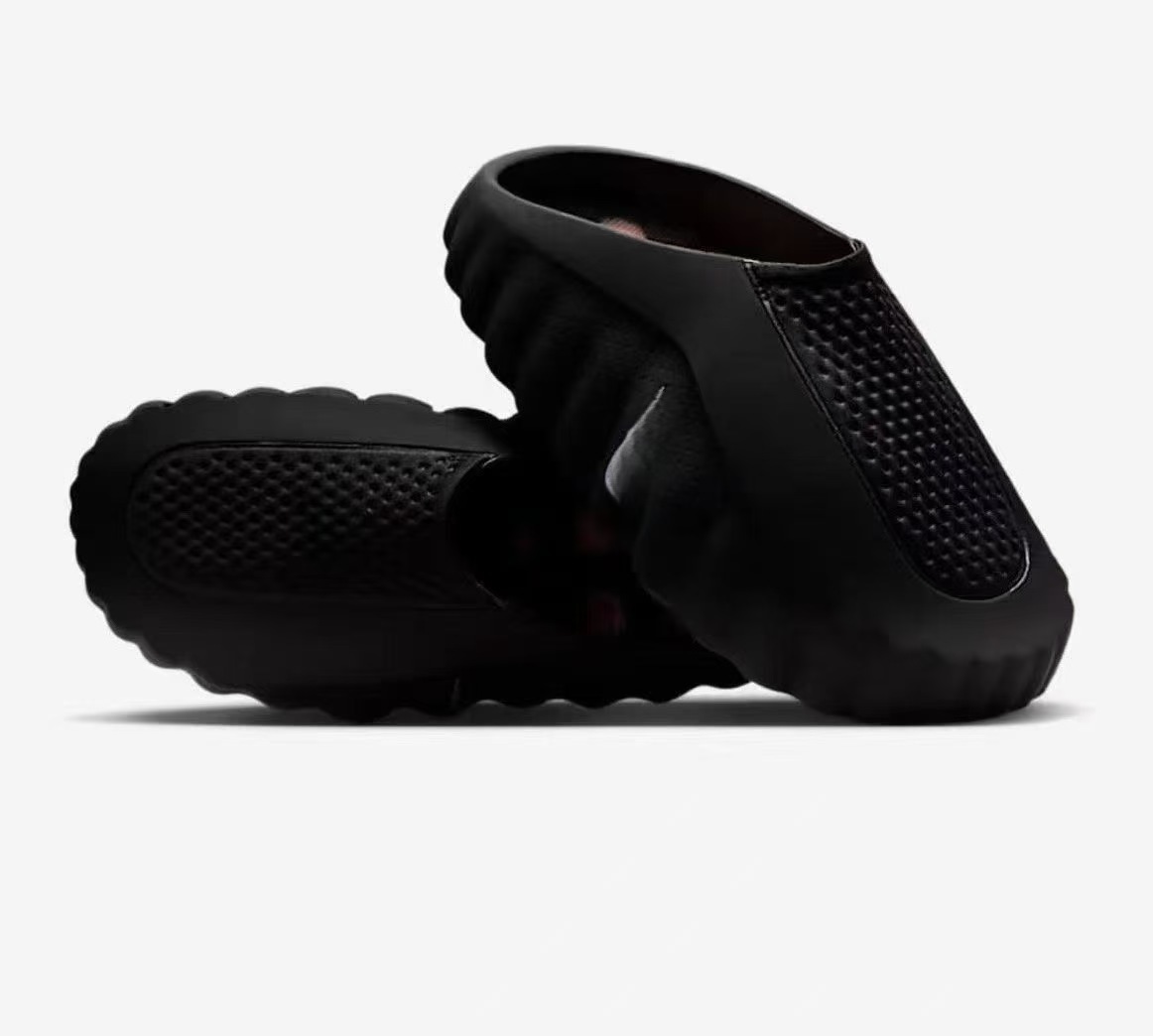 Nuevo modelo de sandalias casuales antideslizantes con suela gruesa y aumento de altura, con partículas de masaje, populares para deportes al aire libre, modelo Mind 001, para hombre y mujer.