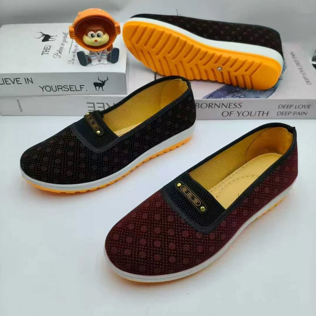 2025 весна, лето и осень, педаль, легкая повседневная обувь среднего и пожилого возраста, мягкая подошва, женская одиночная обувь