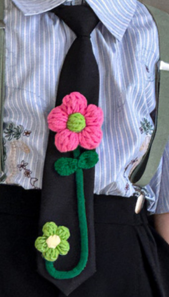 Галстук на солнечной энергии