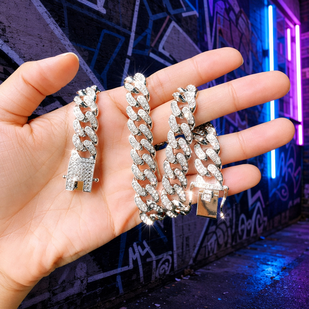 Collar de diamantes de aleación ovalada de estilo hip-hop dorado para hombres Joyería para hombres Hip Hop Cadena cubana Joyería para hombres de moda al por mayor