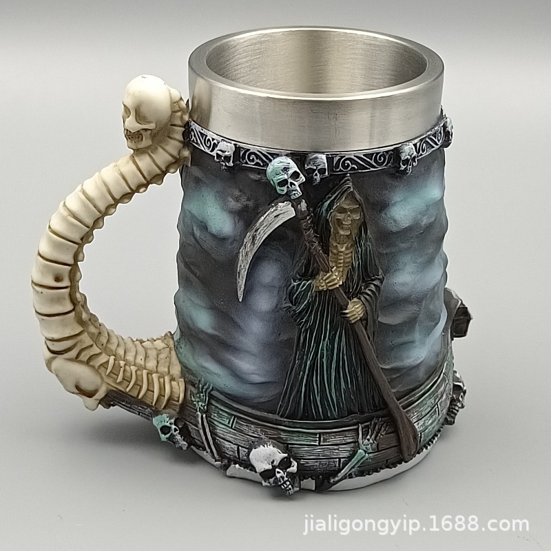 죽음의 보트 맥주 머그잔