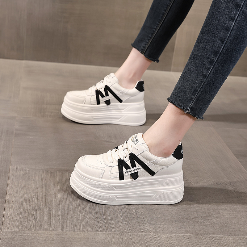Giày sneaker nữ chunky đế dày trắng đa năng HJ5003, tăng chiều cao 9.5 cm — Màu be đen
