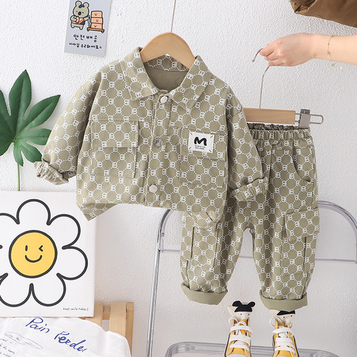 婴儿衣服春季男童洋气满印字母两件套潮童装一岁男宝宝休闲裤套装