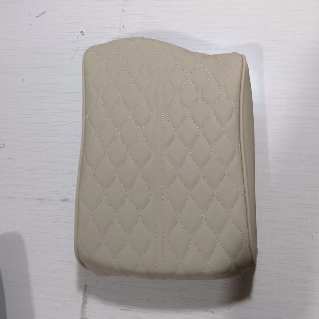 Suitable for 19-21 Parisi Armrest Box Booster Pad Armrest Box Pad Car Supplies Car Interior Modification
