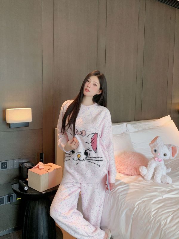 秋冬季睡衣女卡通甜美圆领套头珊瑚绒卡通保暖可外穿家居服套装|undefined