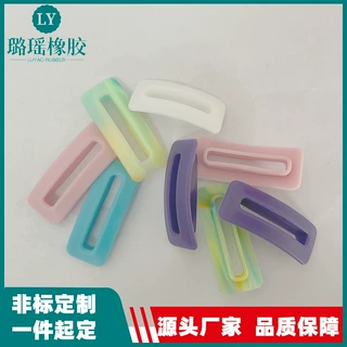 厂家定制适用于暴力熊存钱罐陶瓷玩具熊长方形夜光硅胶塞子