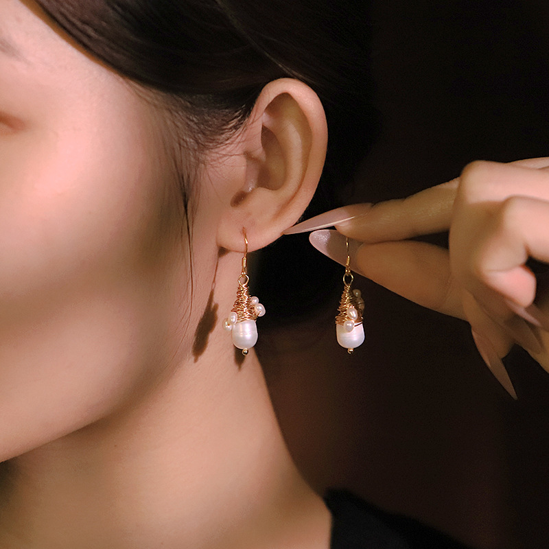 Perlas naturales originales adornos de aretes de diseño retro aretes de alta calidad al por mayor