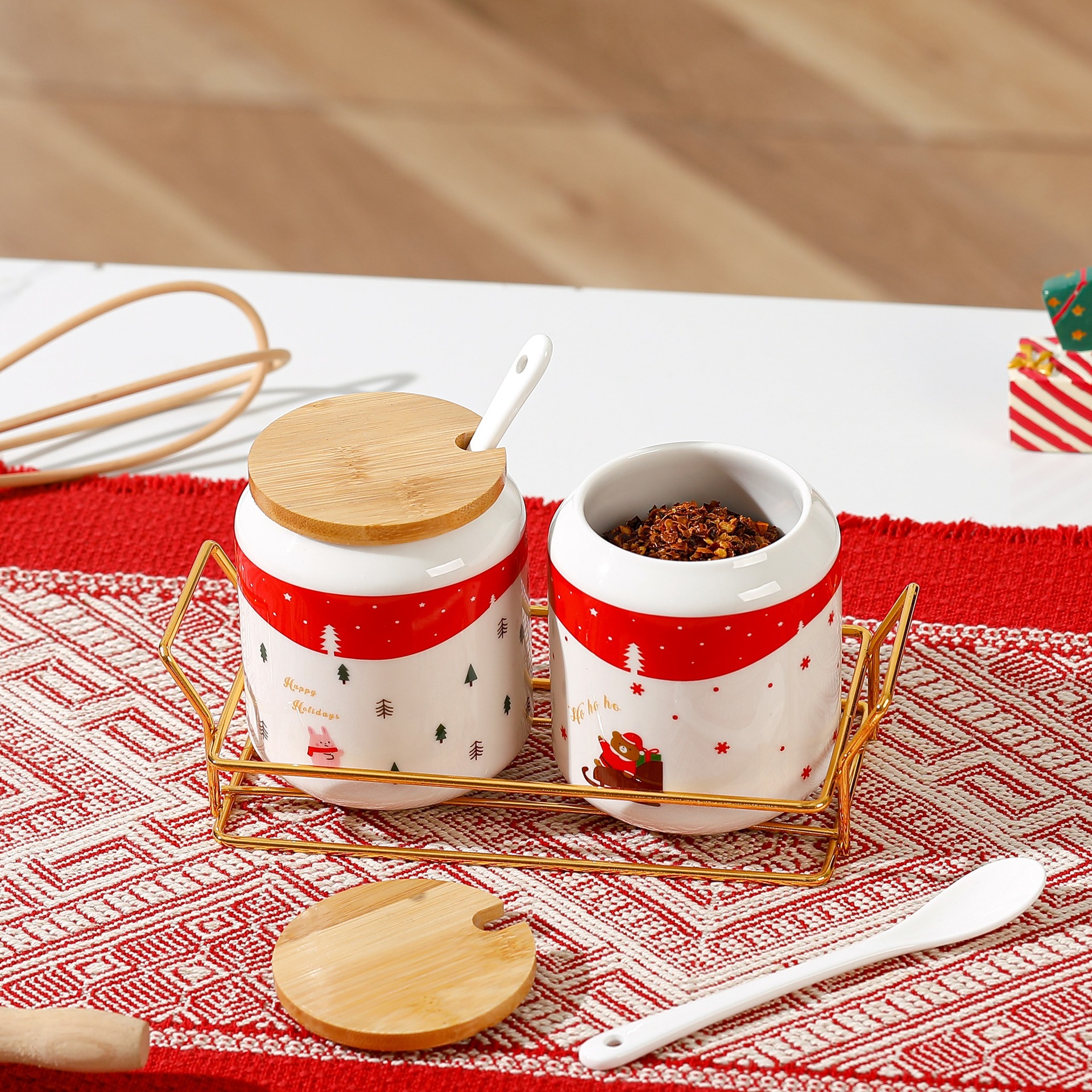 Navidad creativa condimento personalidad de cerámica cocina botella de esencia de sal de pollo regalo de mano comercio exterior condimento de alto valor
