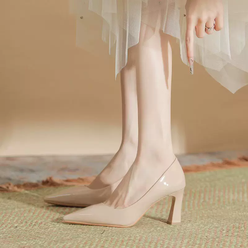 裸色尖头粗跟高跟鞋浅口女鞋2024新款软皮5cm配裙子春秋单鞋纯色