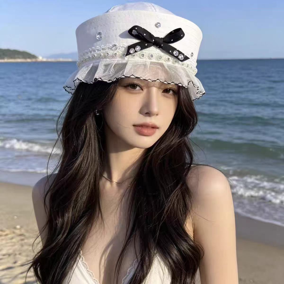 검정 리본 장식 세일러 햇