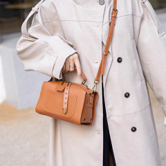 Soft Leather Pillow Bag Women 2023 New Genuine Leather Minority Boston Head Layer Calfskin Handbag Casual Crossbody Bag