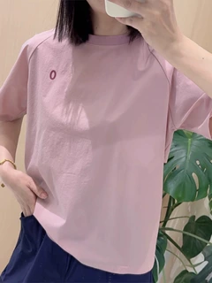 多巴胺粉色冰丝速干短袖女款夏季网眼透气t恤户外骑行羽毛球服