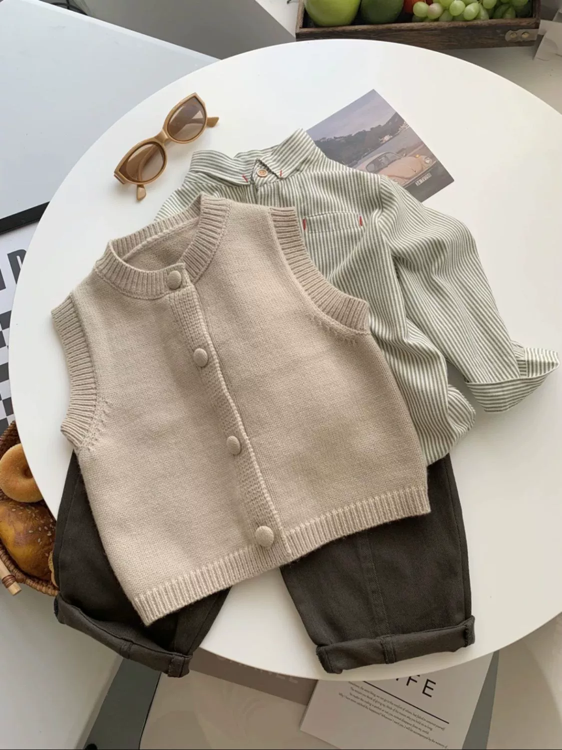 Autumn children's sweater, cardigan, knitted vest sleevless, Korean style, western style