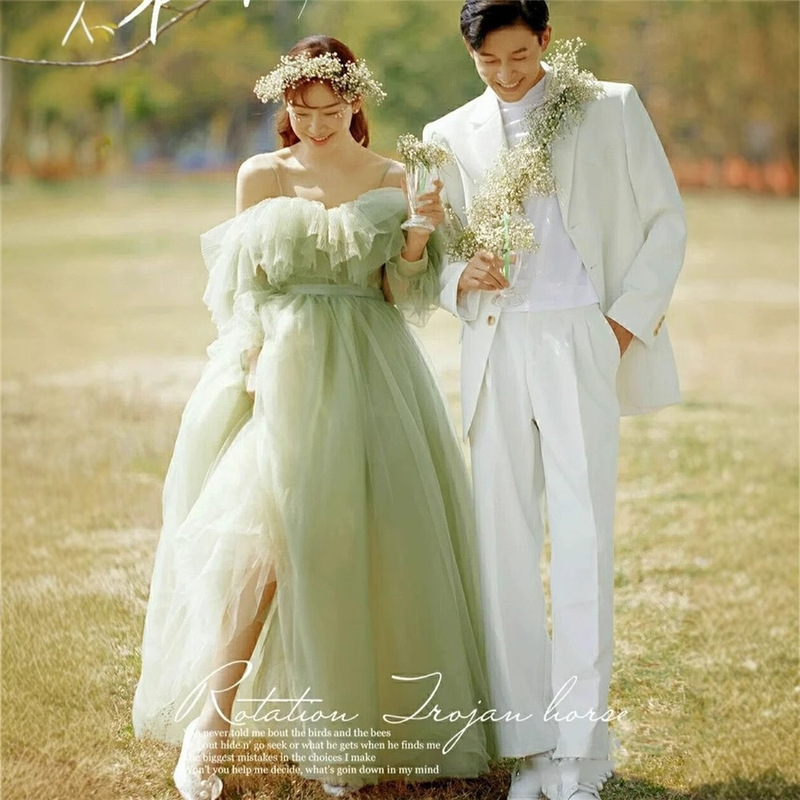 Photo Studio Photo Colored Yarn Dress Sling Tutu Dress Green off-shoulder Fashion Distinctive Strap Wedding Dress Mori Style Theme Photo Studio Photo Colored Yarn Dress Sling Tutu Dress Green off-shoulder Fashion Distinctive Strap Wedding Dress Mori Style Theme