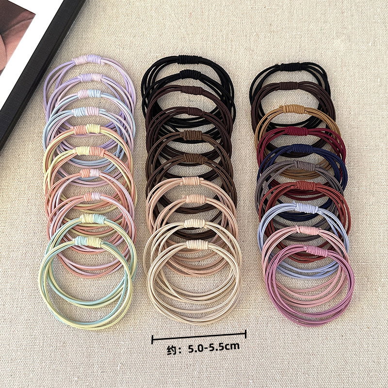 Base universal hair accessory