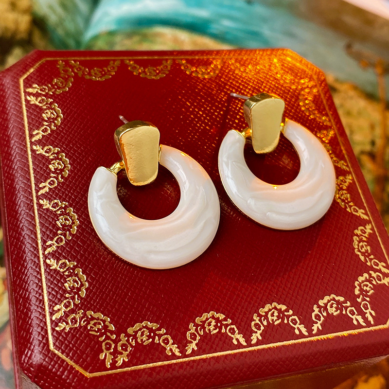 Pendientes de aro huecos con forma de gota de aceite y aguja de acero, estilo europeo y americano, versátiles, sencillos, con personalidad, ligeros y de lujo, venta al por mayor del fabricante.