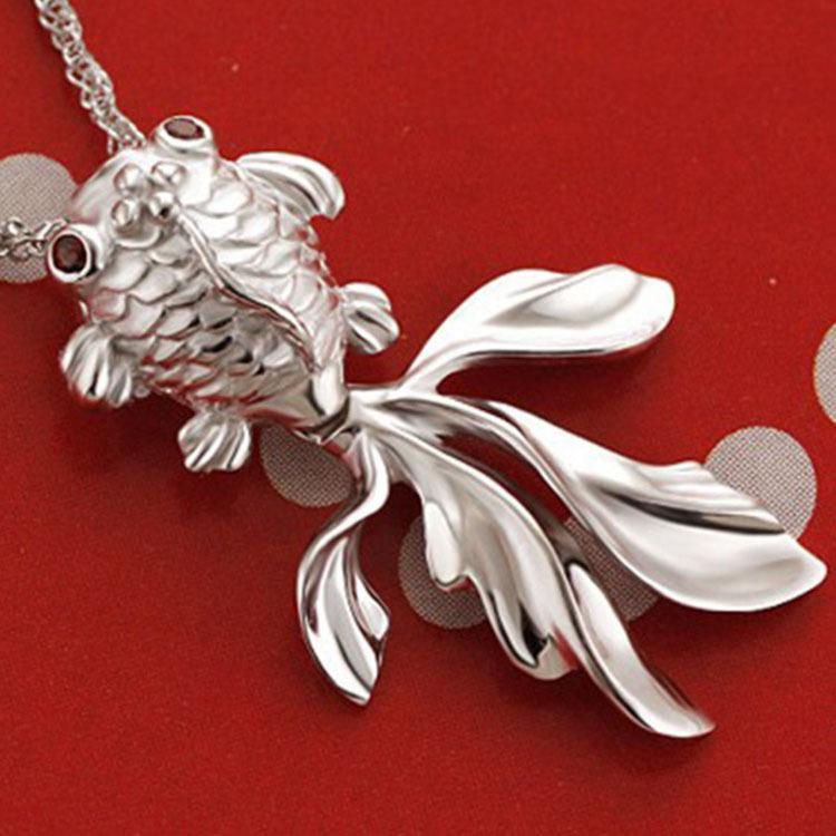 Korea's new silver jewelry copper silver-plated necklace short clavicle female goldfish pendant silver-plated wholesale a generation of hair