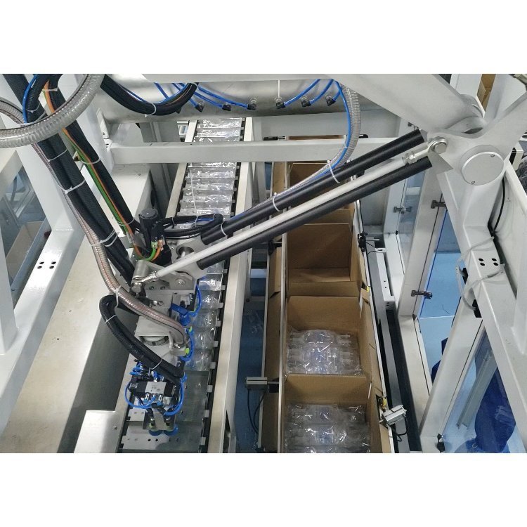 耀昌分拣机械手 工业机器人 机械手臂 用于上下料 操作简单