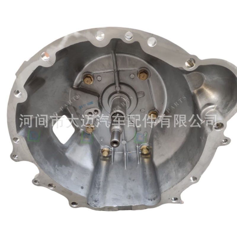 Gearbox 4Jb1 4Jb1T Is Suitable for Isuzu Npr Nkr Nhr Jmc528T6 Light Trucks