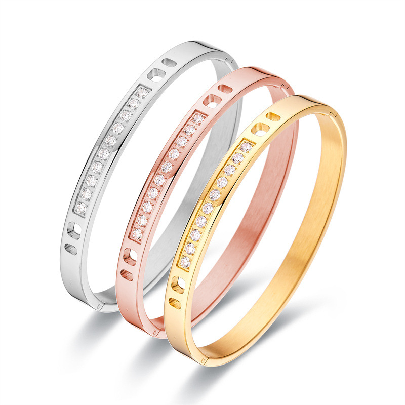 18g Weight 0.03µm Gold Plating Thickness Simple Style Streetwear Solid Color Stainless Steel Plating Inlay Artificial Gemstones Bangle
