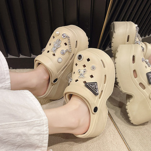 Thick-Soled Crocs Women's Outerwear Summer Fashion DIY Shoe Flower Popular Anti-Slip and Deodorant Beach High Heel Sandals and Slippers Wholesale