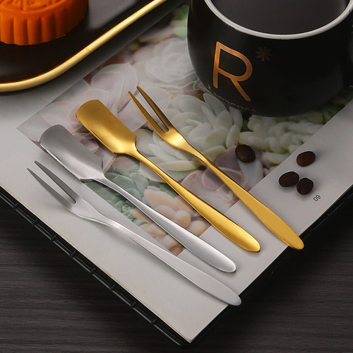 Stainless steel new moon cake knife, fork and spoon, creative fruit fork, cake dessert spoon, two-tooth dual-purpose fork, golden cake knife