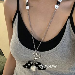 ���ǧ���L�ڰײ��cС���ӵ�����Ů�ɐ۸�֪����L��ë������