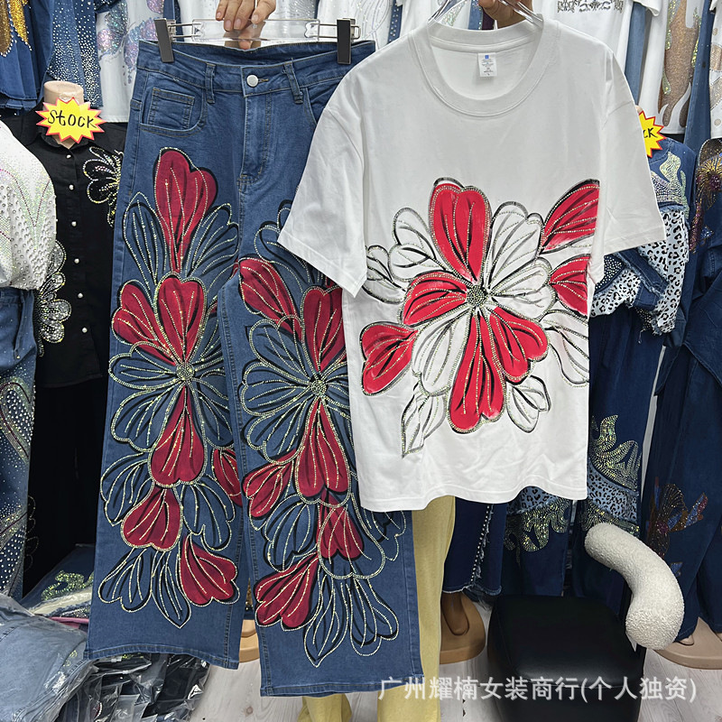 European Style Heavy-Duty Rhinestone Hand-Painted Floral Loose Short-Sleeve T-Shirt Top + Blue High-Waisted Denim Wide-Leg Pants Trendy European Style Heavy-Duty Rhinestone Hand-Painted Floral Loose Short-Sleeve T-Shirt Top + Blue High-Waisted Denim Wide-Leg Pants Trendy
