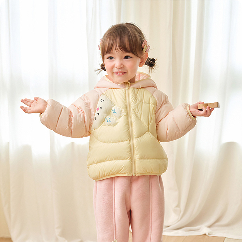 Children's down jackets, girls' and boys' clothing, 2025 new style, baby winter warm coats, cartoon hooded short style trendy