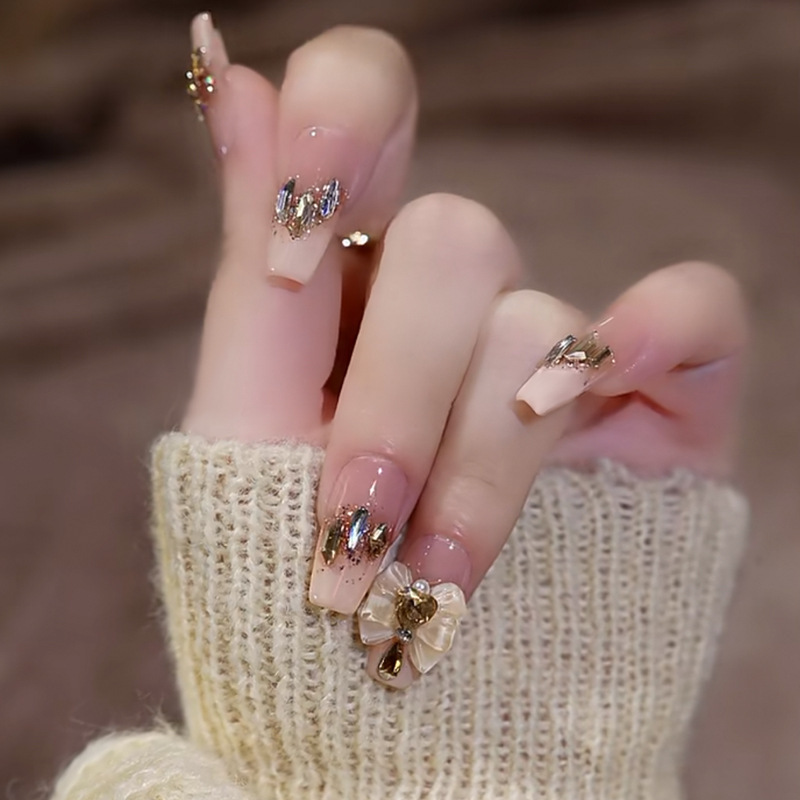 Nail Art Wearable Nails in Milky White and Champagne Gold with Large Butterfly Design, Removable Nail Stickers, Finished Wearable Nail Pieces Nail Art Wearable Nails in Milky White and Champagne Gold with Large Butterfly Design, Removable Nail Stickers, Finished Wearable Nail Pieces