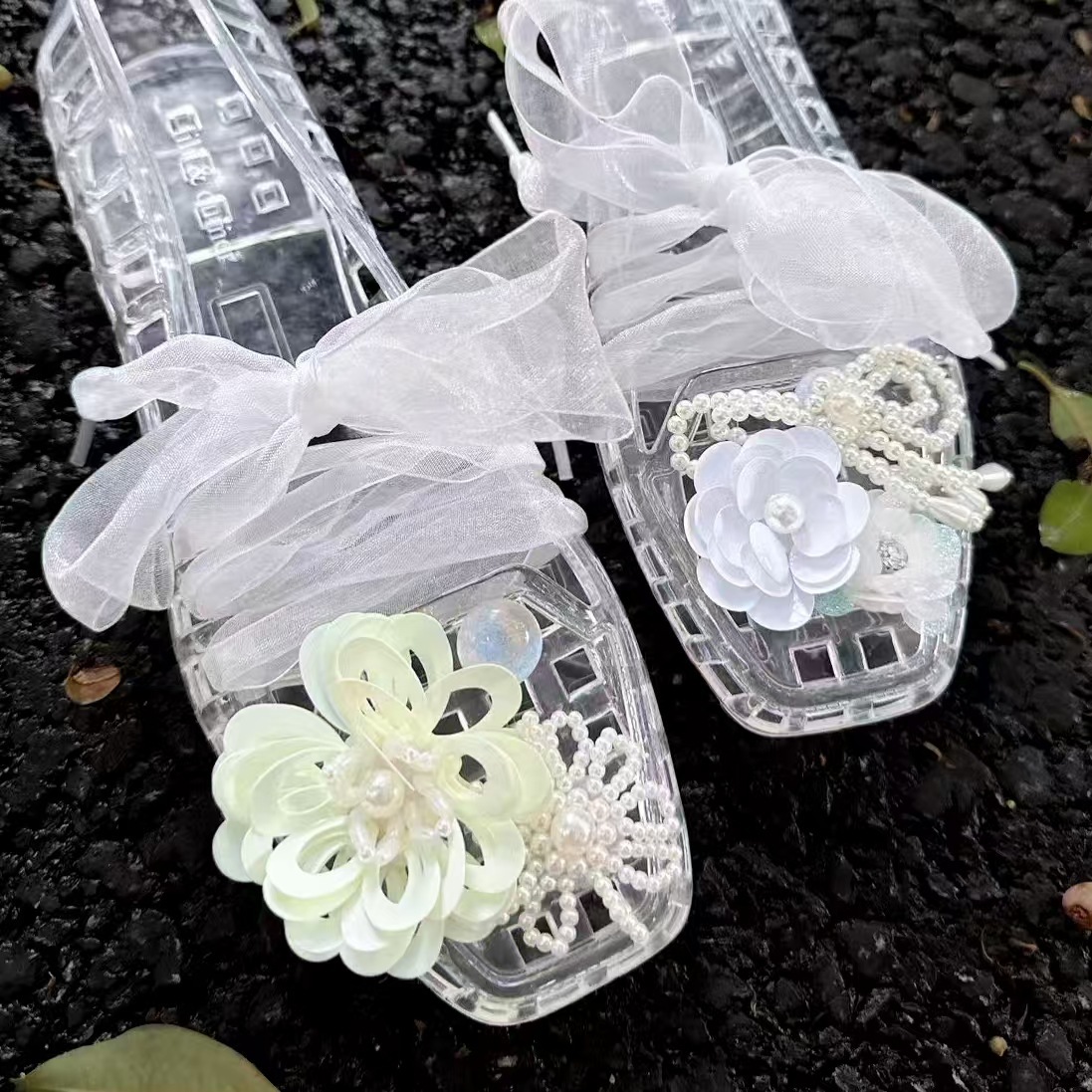 순수한 달 + 리본 (신발 제외)